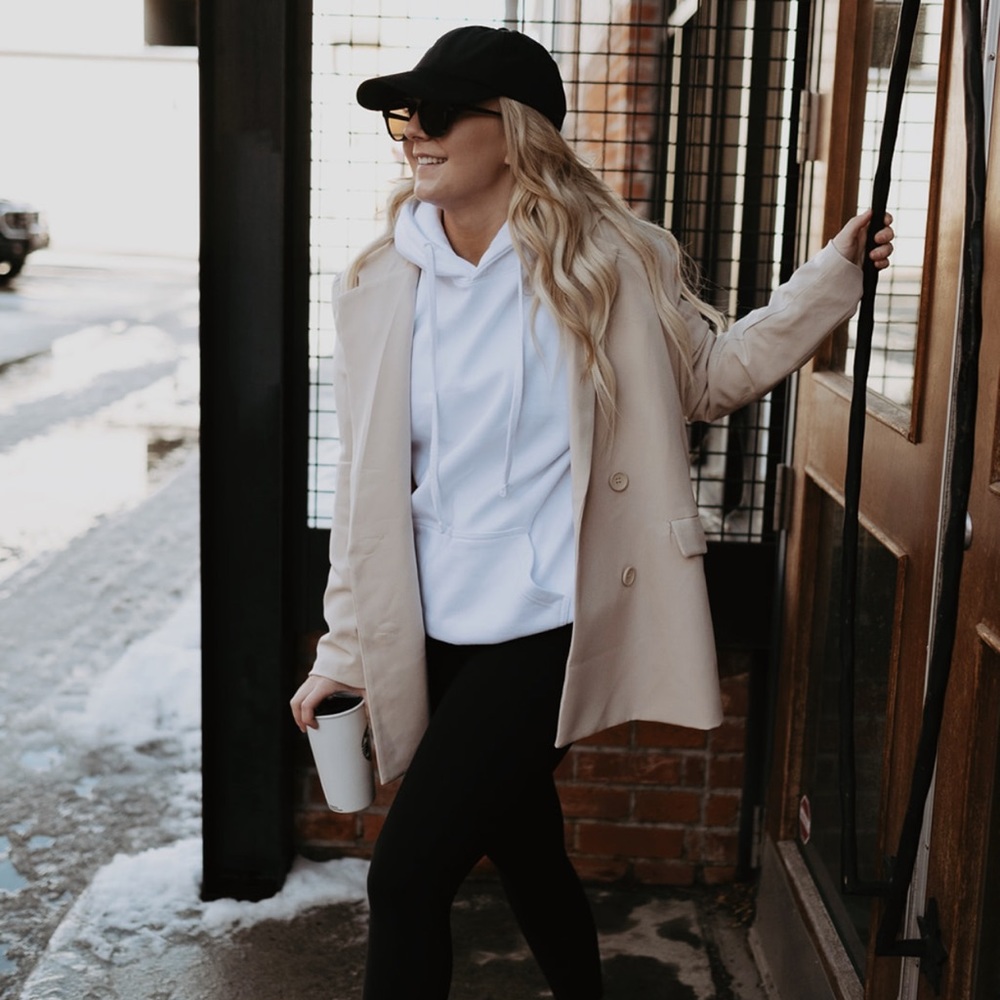 Elegant Beige Blazer for Women